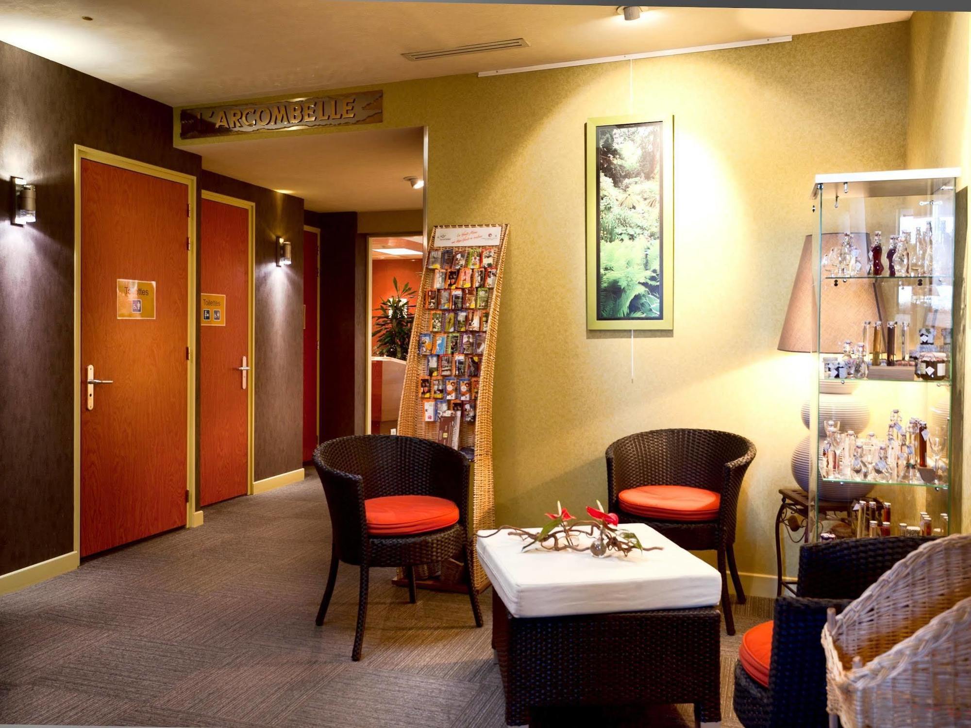 Logis Hotel & Restaurant Arcombelle Val-de-Meuse Eksteriør billede